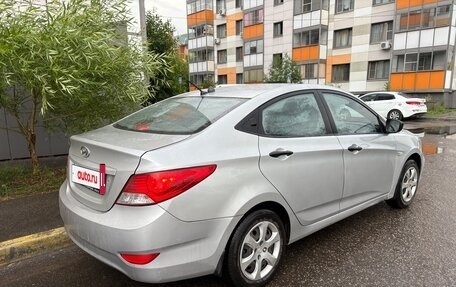 Hyundai Solaris II рестайлинг, 2013 год, 680 000 рублей, 2 фотография