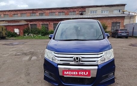 Honda Stepwgn IV, 2012 год, 1 750 000 рублей, 2 фотография