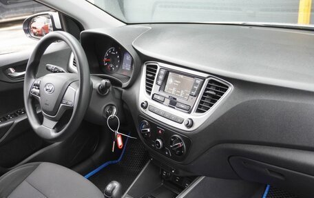 Hyundai Solaris II рестайлинг, 2020 год, 1 363 000 рублей, 10 фотография