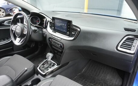 KIA cee'd III, 2022 год, 2 379 000 рублей, 11 фотография