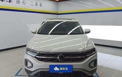 Volkswagen T-Roc I, 2023 год, 1 630 000 рублей, 1 фотография