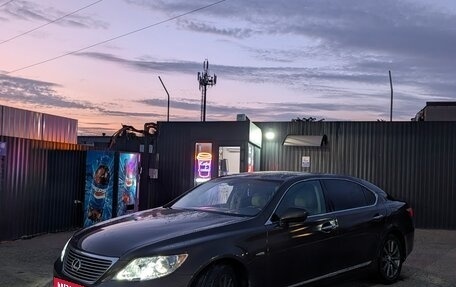 Lexus LS IV, 2006 год, 800 000 рублей, 3 фотография