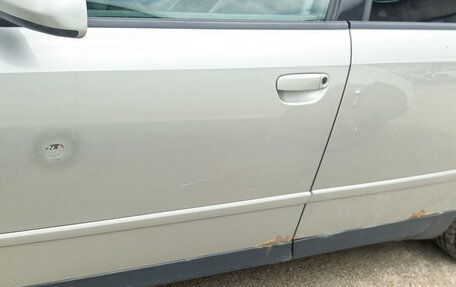 Audi A4, 2002 год, 445 000 рублей, 10 фотография