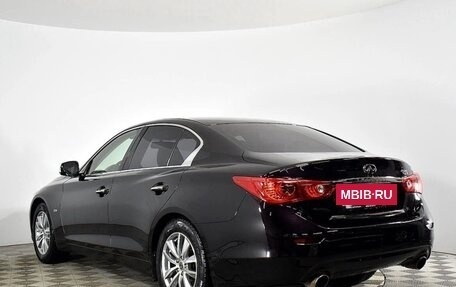 Infiniti Q50 I рестайлинг, 2015 год, 1 620 000 рублей, 24 фотография