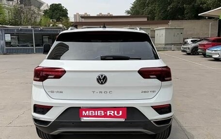 Volkswagen T-Roc I, 2022 год, 1 559 267 рублей, 4 фотография