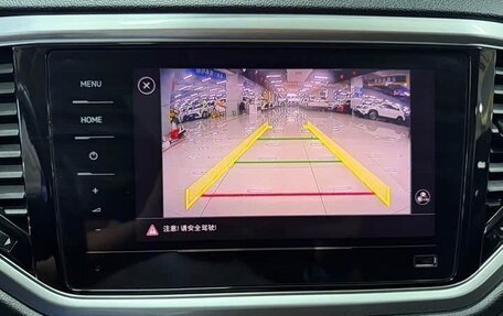 Volkswagen T-Roc I, 2022 год, 1 559 267 рублей, 7 фотография