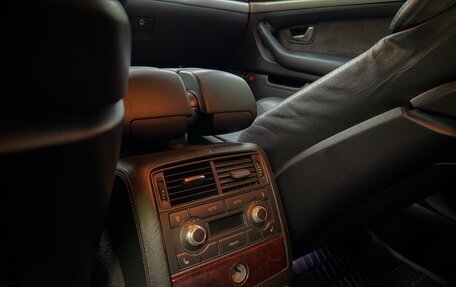 Audi A8, 2006 год, 1 100 000 рублей, 33 фотография
