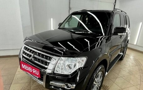 Mitsubishi Pajero IV, 2018 год, 3 397 000 рублей, 3 фотография