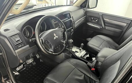 Mitsubishi Pajero IV, 2018 год, 3 397 000 рублей, 14 фотография