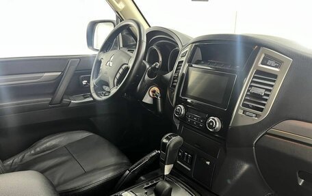 Mitsubishi Pajero IV, 2018 год, 3 397 000 рублей, 29 фотография