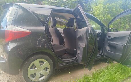 Toyota Ractis II, 2012 год, 780 000 рублей, 17 фотография