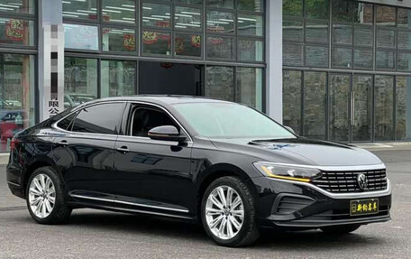 Volkswagen Passat B8 рестайлинг, 2023 год, 1 780 000 рублей, 3 фотография
