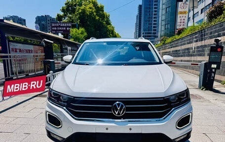 Volkswagen T-Roc I, 2026 год, 1 480 000 рублей, 2 фотография