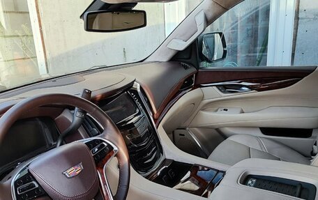 Cadillac Escalade IV, 2015 год, 2 900 000 рублей, 8 фотография