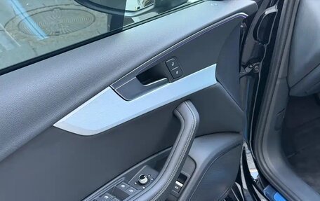 Audi A4, 2022 год, 2 220 000 рублей, 7 фотография