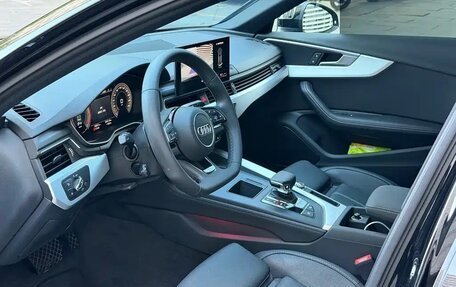 Audi A4, 2022 год, 2 220 000 рублей, 5 фотография