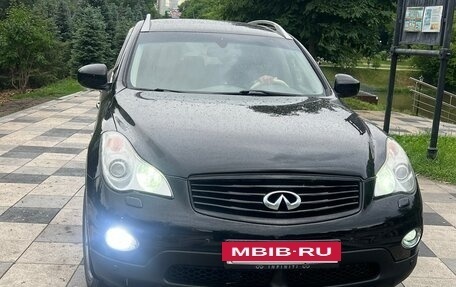 Infiniti QX50 I рестайлинг, 2013 год, 1 699 000 рублей, 6 фотография