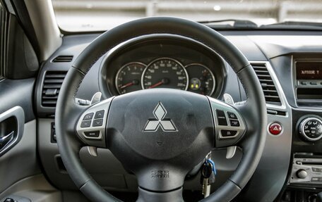Mitsubishi Pajero Sport II рестайлинг, 2011 год, 1 888 000 рублей, 16 фотография