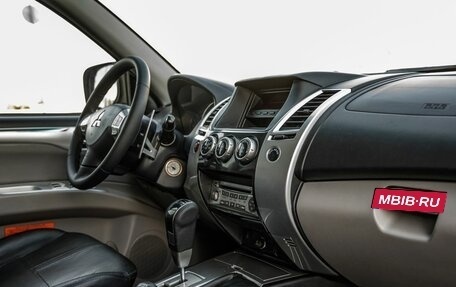 Mitsubishi Pajero Sport II рестайлинг, 2011 год, 1 888 000 рублей, 31 фотография