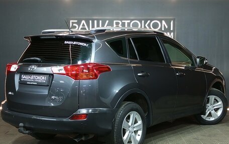 Toyota RAV4, 2014 год, 1 710 000 рублей, 4 фотография