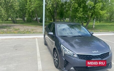 KIA Rio IV, 2021 год, 1 550 000 рублей, 2 фотография