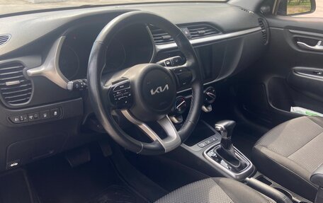 KIA Rio IV, 2021 год, 1 550 000 рублей, 6 фотография