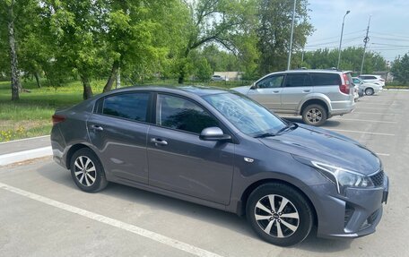 KIA Rio IV, 2021 год, 1 550 000 рублей, 4 фотография