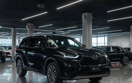 Toyota Highlander, 2026 год, 5 250 000 рублей, 2 фотография
