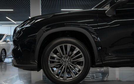 Toyota Highlander, 2026 год, 5 250 000 рублей, 30 фотография