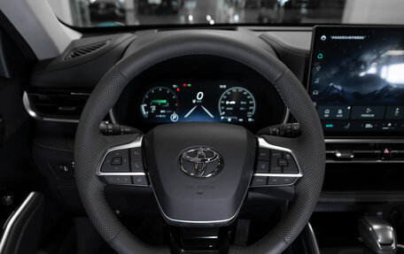 Toyota Highlander, 2026 год, 5 190 000 рублей, 11 фотография