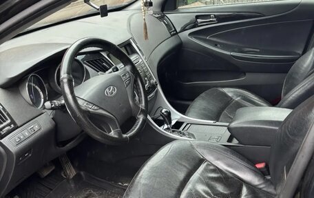Hyundai Sonata VI, 2012 год, 739 000 рублей, 7 фотография