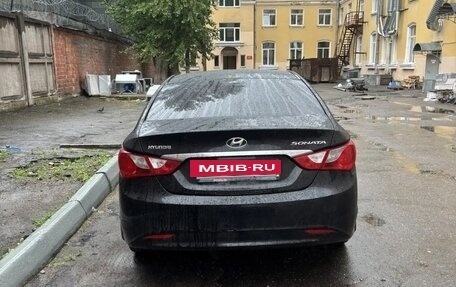Hyundai Sonata VI, 2012 год, 739 000 рублей, 3 фотография