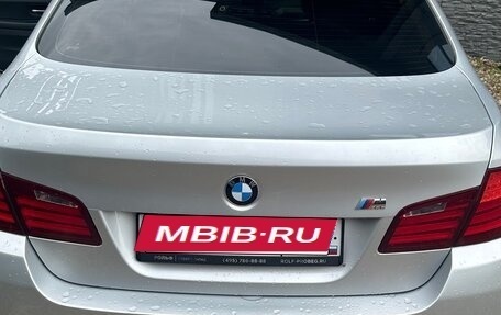 BMW 5 серия, 2011 год, 1 250 000 рублей, 2 фотография