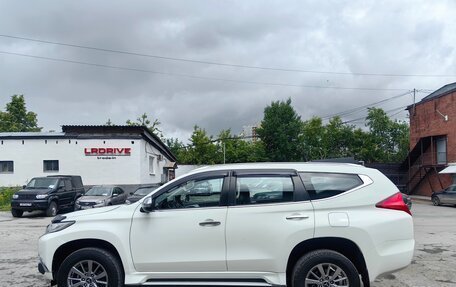 Mitsubishi Pajero Sport III рестайлинг, 2018 год, 3 200 000 рублей, 8 фотография