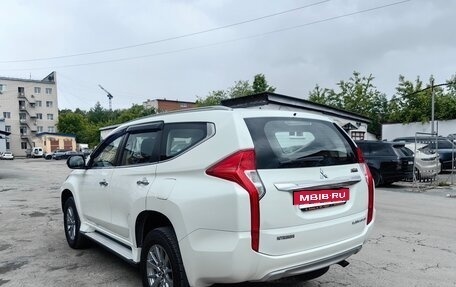 Mitsubishi Pajero Sport III рестайлинг, 2018 год, 3 200 000 рублей, 7 фотография