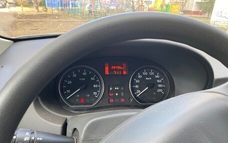 Nissan Almera, 2018 год, 900 000 рублей, 8 фотография