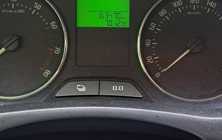 Skoda Fabia II, 2011 год, 800 000 рублей, 8 фотография