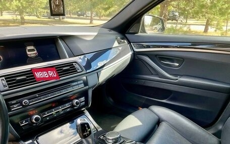 BMW 5 серия, 2016 год, 2 100 000 рублей, 11 фотография