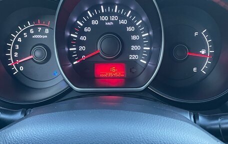 KIA Rio III рестайлинг, 2012 год, 750 000 рублей, 7 фотография