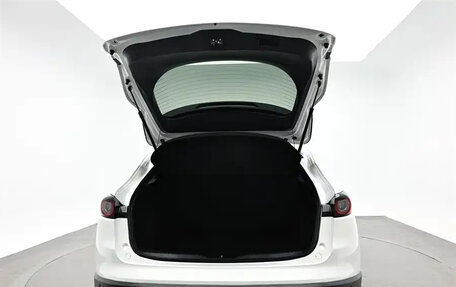 Mazda CX-4, 2023 год, 1 800 000 рублей, 17 фотография
