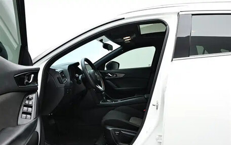 Mazda CX-4, 2023 год, 1 800 000 рублей, 12 фотография