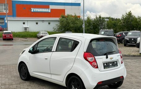 Chevrolet Spark III, 2013 год, 650 000 рублей, 5 фотография