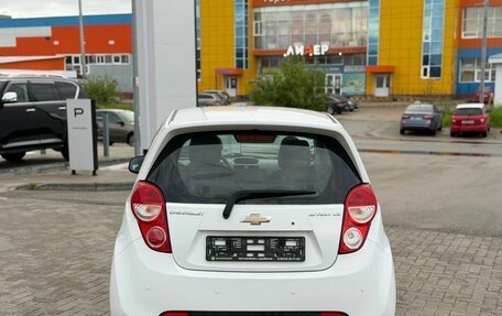 Chevrolet Spark III, 2013 год, 650 000 рублей, 6 фотография