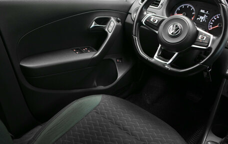 Volkswagen Polo VI (EU Market), 2019 год, 1 350 000 рублей, 19 фотография