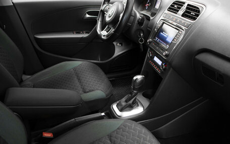 Volkswagen Polo VI (EU Market), 2019 год, 1 350 000 рублей, 30 фотография