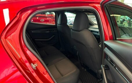Mazda 3, 2019 год, 1 599 000 рублей, 18 фотография