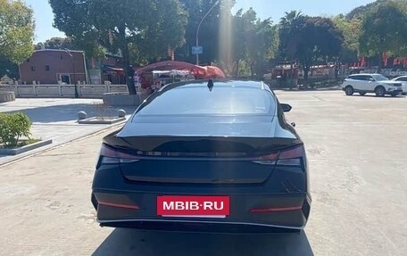 Hyundai Elantra, 2023 год, 1 350 000 рублей, 5 фотография