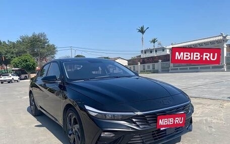 Hyundai Elantra, 2023 год, 1 350 000 рублей, 3 фотография