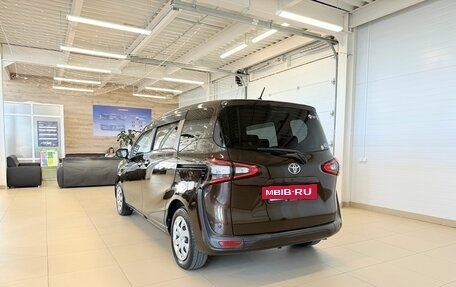 Toyota Sienta II, 2016 год, 1 349 000 рублей, 4 фотография