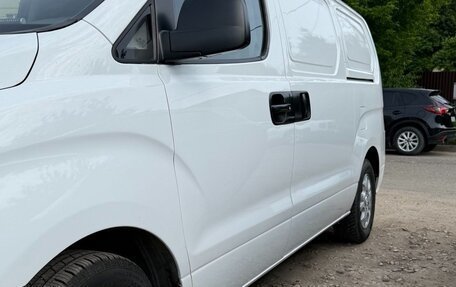 Hyundai Grand Starex Grand Starex I рестайлинг 2, 2008 год, 1 100 000 рублей, 3 фотография